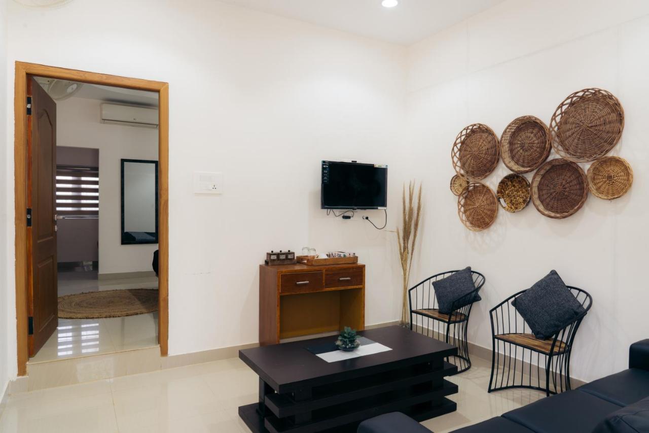 La Cascade Resort Athirappilly Bagian luar foto